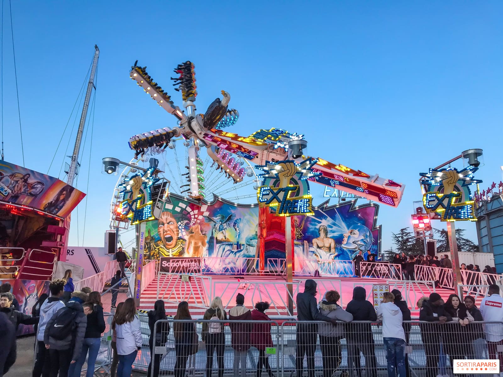 Foire du Trône : les forains défendent une fête "familiale et populaire"