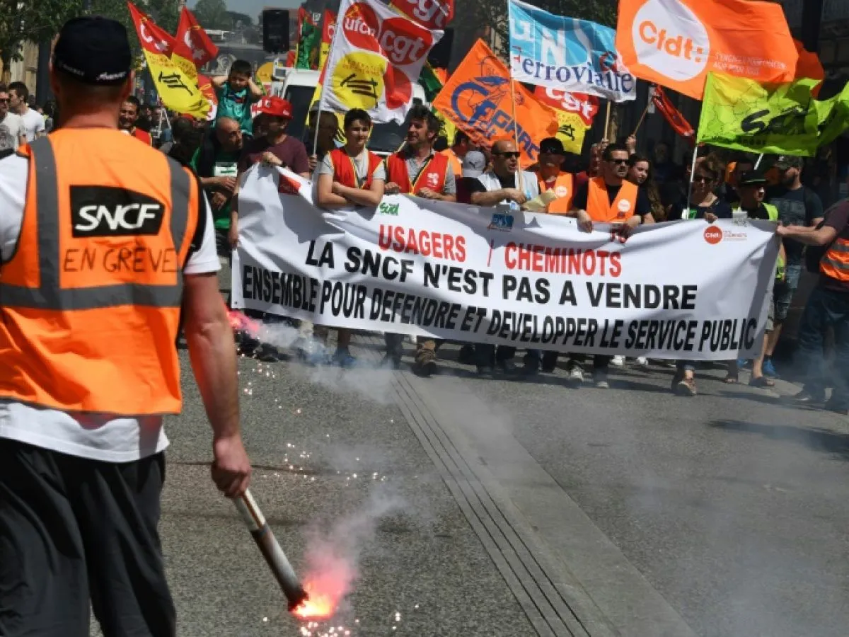 65% des Français favorables à l'interdiction des grèves à la SNCF lors des ponts de mai