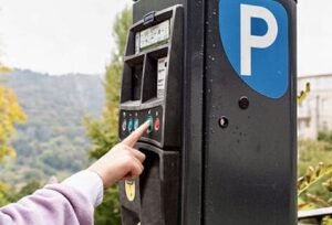 Marseille : arnaque aux horodateurs, les conducteurs tombent dans le piège