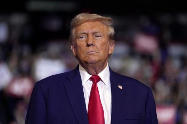 Donald Trump fustige la Chine : « Le plus grand abuseur commercial de tous les temps ! »