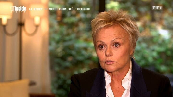 Muriel Robin se livre sur son alcoolisme: «J'ai compris qu'il était anormal de boire une bouteille de champagne par soir.»