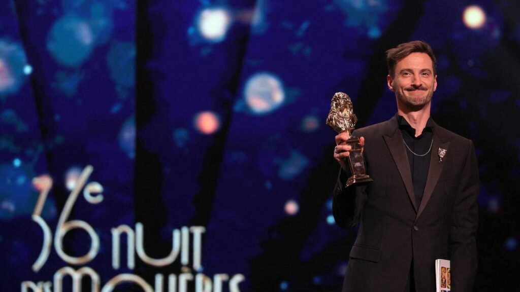 Aux Molières 2025, Thomas Jolly défend le spectacle vivant face aux menaces sur la culture