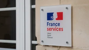 Services publics : une vaste campagne pour les défendre face à leur "délitement"