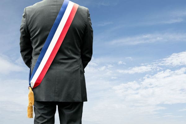 Mandat des maires : vers un septennat discret pour éviter la cacophonie électorale