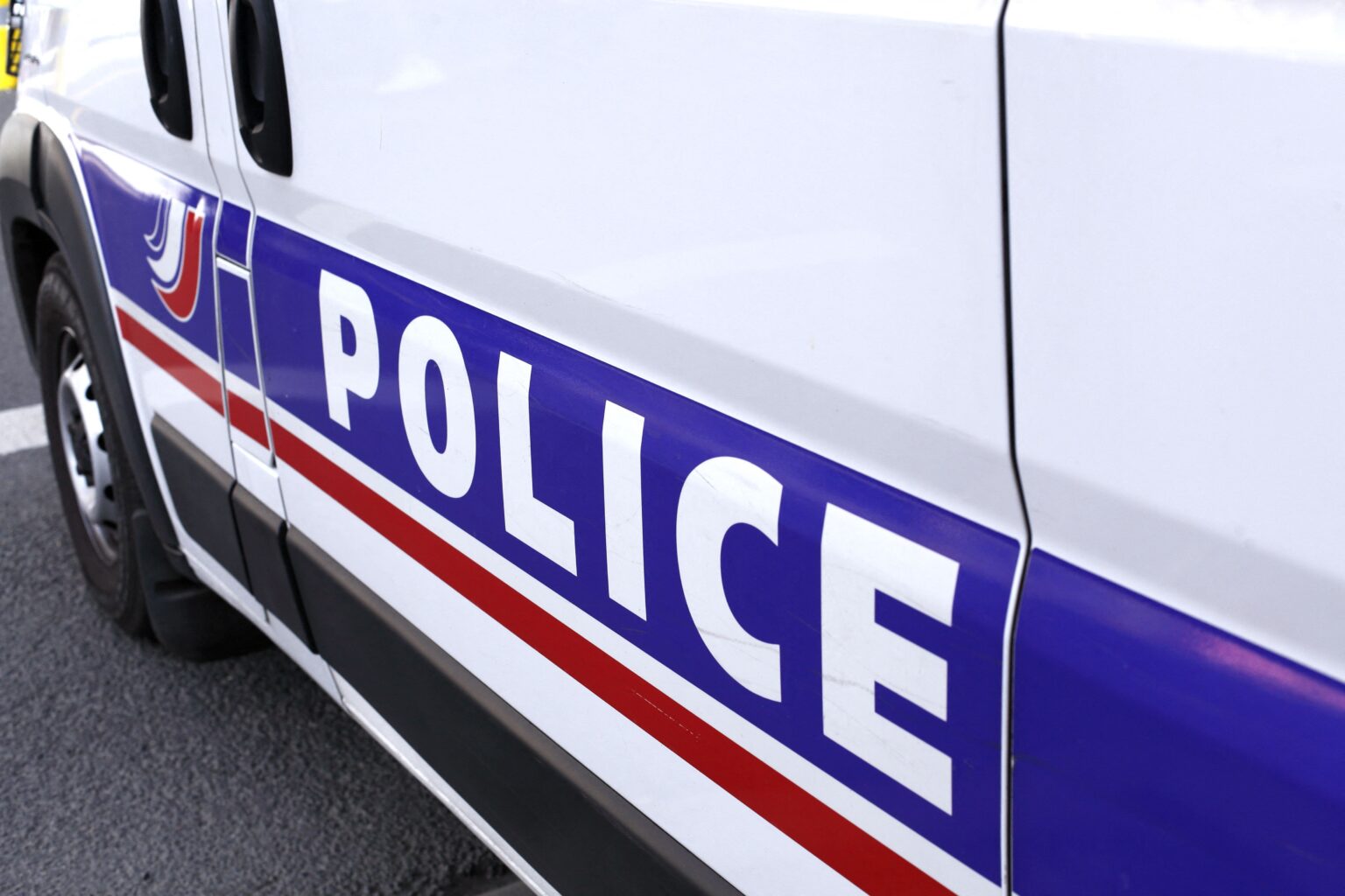 Saint-Étienne : trois "survivalistes" condamnés pour possession illégale d’armes 