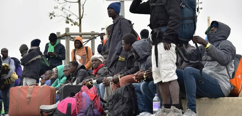 Ouistreham : 60 migrants menacés d’expulsion, la justice saisie 