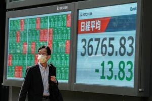 Les marchés asiatiques progressent après une séance modérée à Wall Street et une pause de la Fed sur les taux