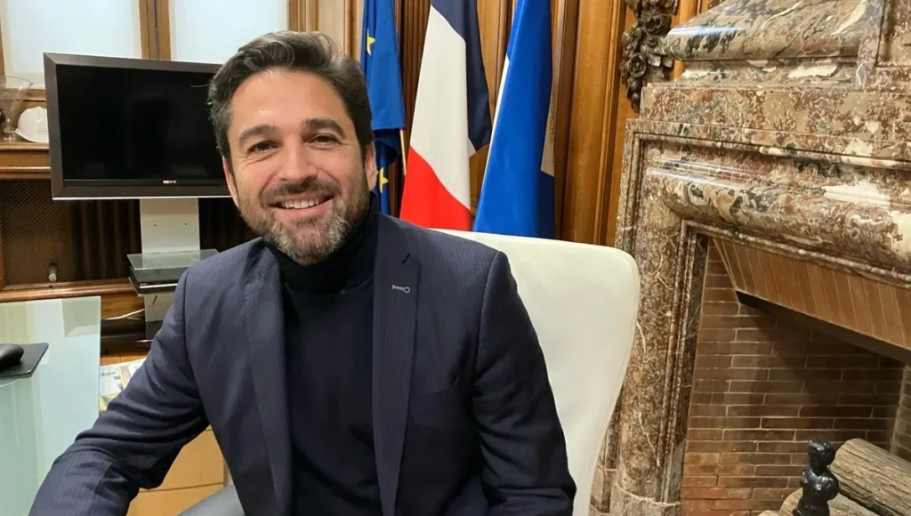 « Une loi de programmation pour sauver l’hôpital public » : Arnaud Robinet interpelle l’État