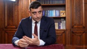 Présidentielle en Roumanie : le nationaliste George Simion largement en tête au premier tour