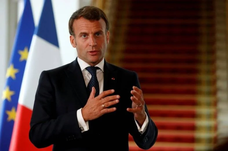 Macron en Asie : après Jakarta, cap sur Singapour pour un dîner diplomatique sous tension