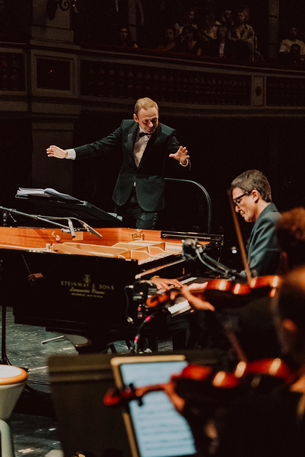 La Musique Comme Manifeste La Complicité Entre Omar Harfouch Et Son Chef D’orchestre