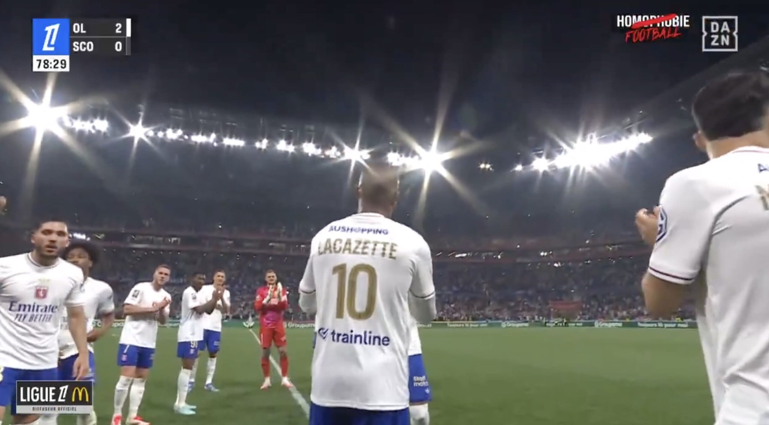 L1 - Les 200 et 201e buts de Lacazette avec Lyon, les larmes de Cherki pour sa dernière à l'OL