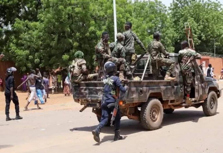 Niger : Human Rights Watch dénonce une intensification des attaques de l’État islamique contre les civils