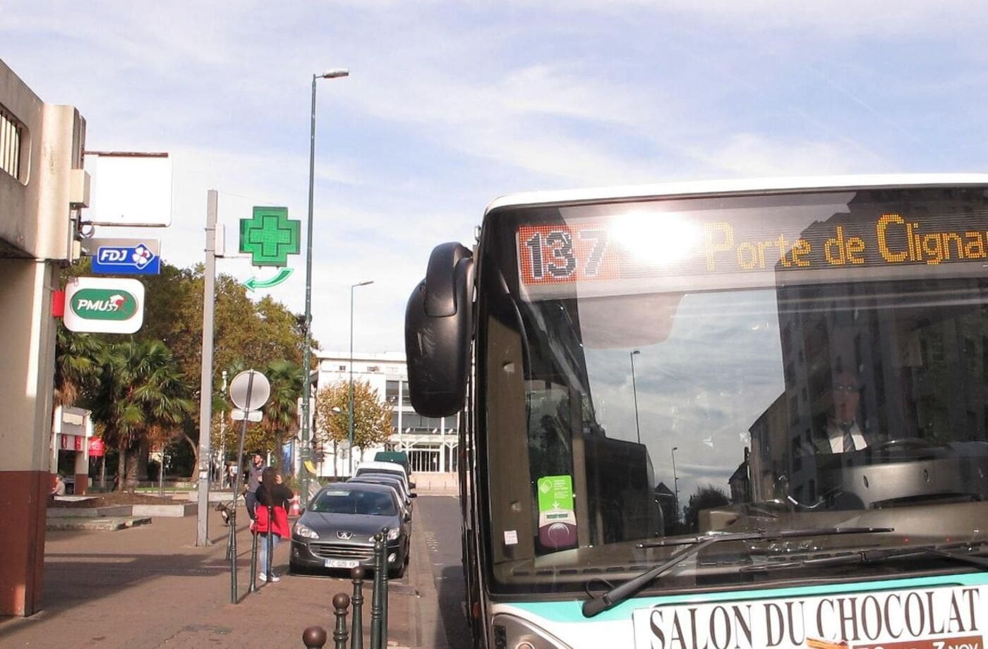 Villeneuve-la-Garenne : une batte de base-ball pour une conductrice de bus 