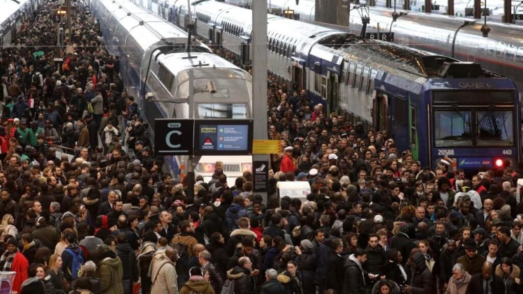 Grève à la SNCF : trafic très perturbé ce mardi sur les lignes régionales et en Île-de-France