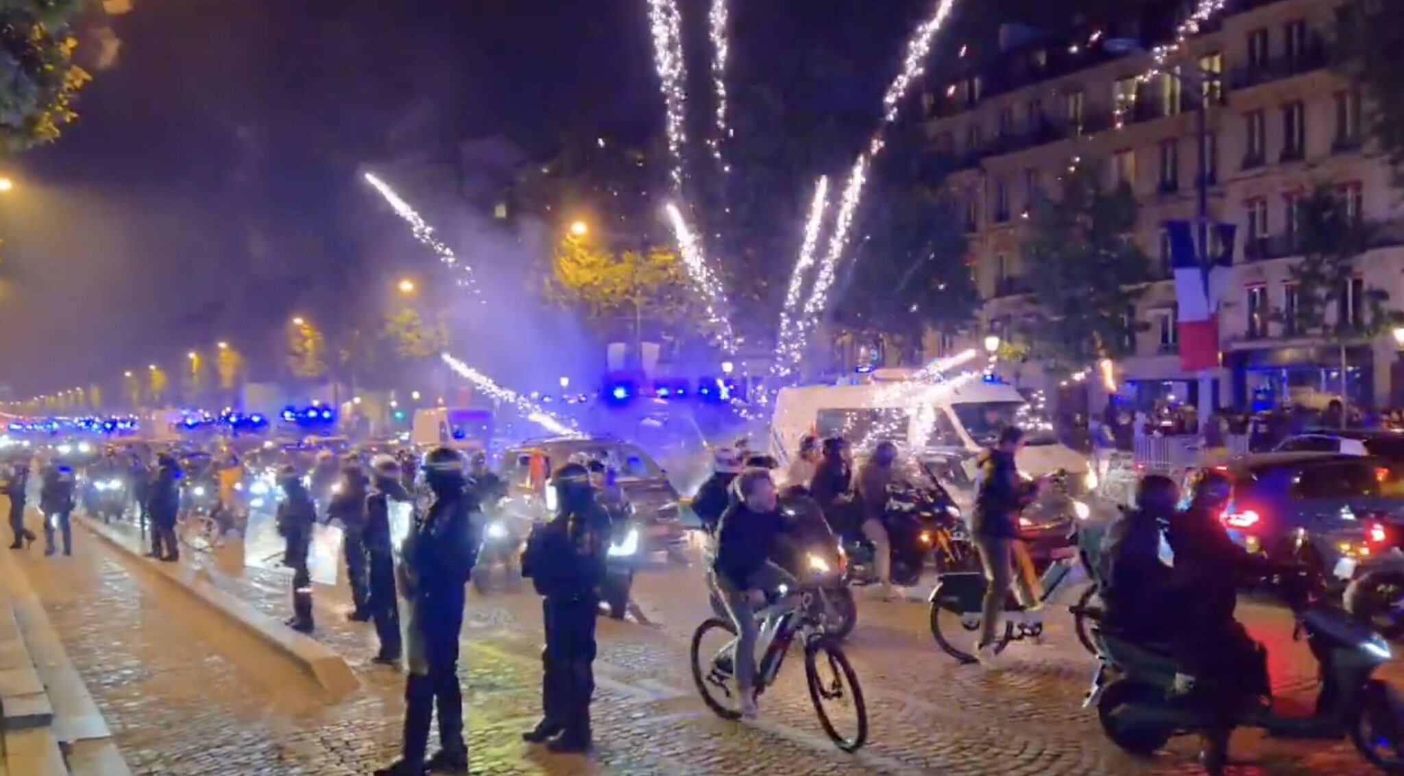 — &Quot;On Est En Finale, On Est En Finale&Quot;