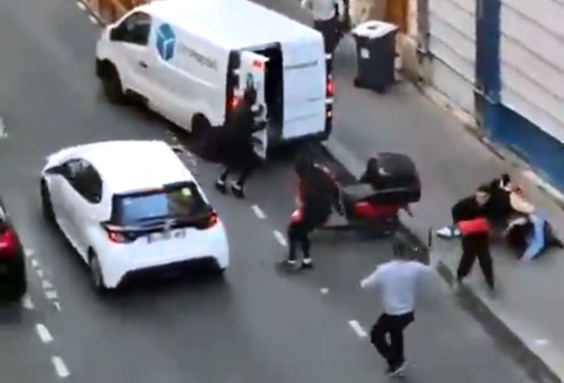 VIDÉO - Tentative d’enlèvement avortée en plein Paris. Les victimes sont la femme et la fille d'un patron de société de cryptomonnaies