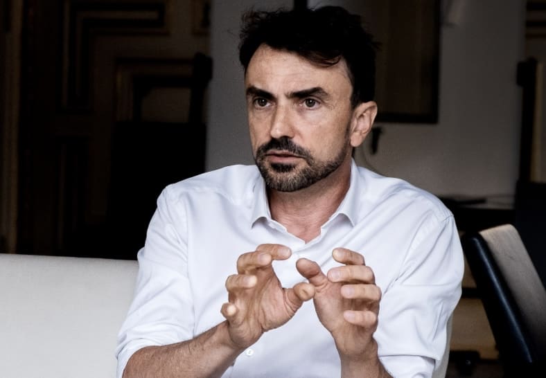 Campagne électorale déguisée à Lyon : Grégory Doucet accusé d’utiliser l’argent public pour sa réélection