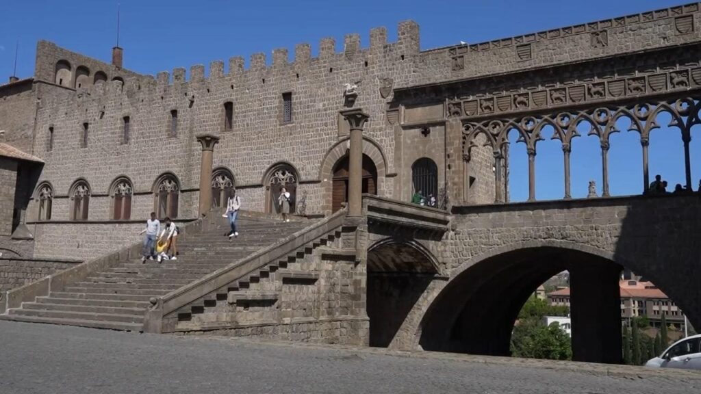 Quand la colère d’un peuple força l’Église à créer le conclave papal