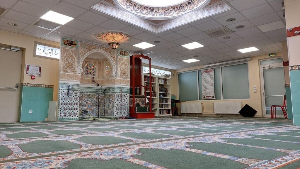 Sucy-en-Brie : menaces de mort contre une mosquée, l’auteur coffré en 24 heures