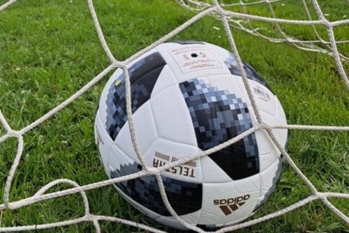 Tragédie à Pins-Justaret : un enfant de 11 ans meurt écrasé par une cage de foot