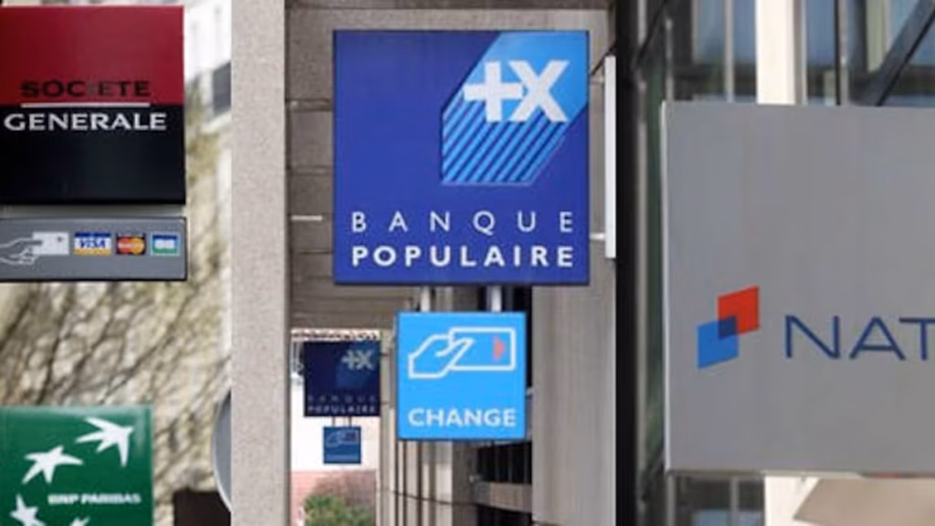 Agences bancaires : le grand repli