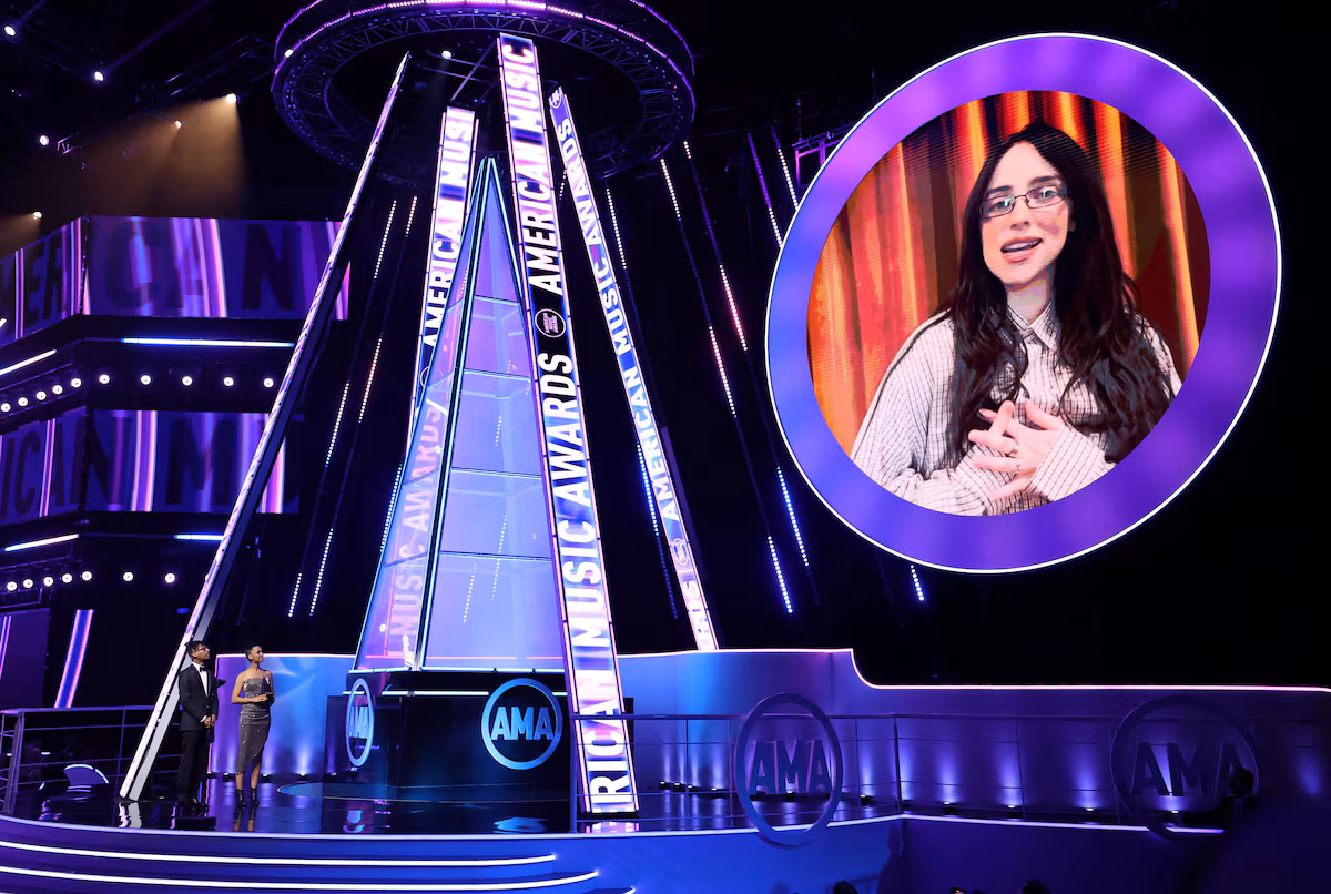 Billie Eilish rafle tous les honneurs aux American Music Awards 2025