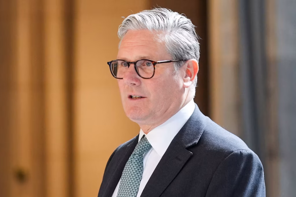 Royaume-Uni : la police enquête sur un incendie suspect au domicile privé du Premier ministre Keir Starmer