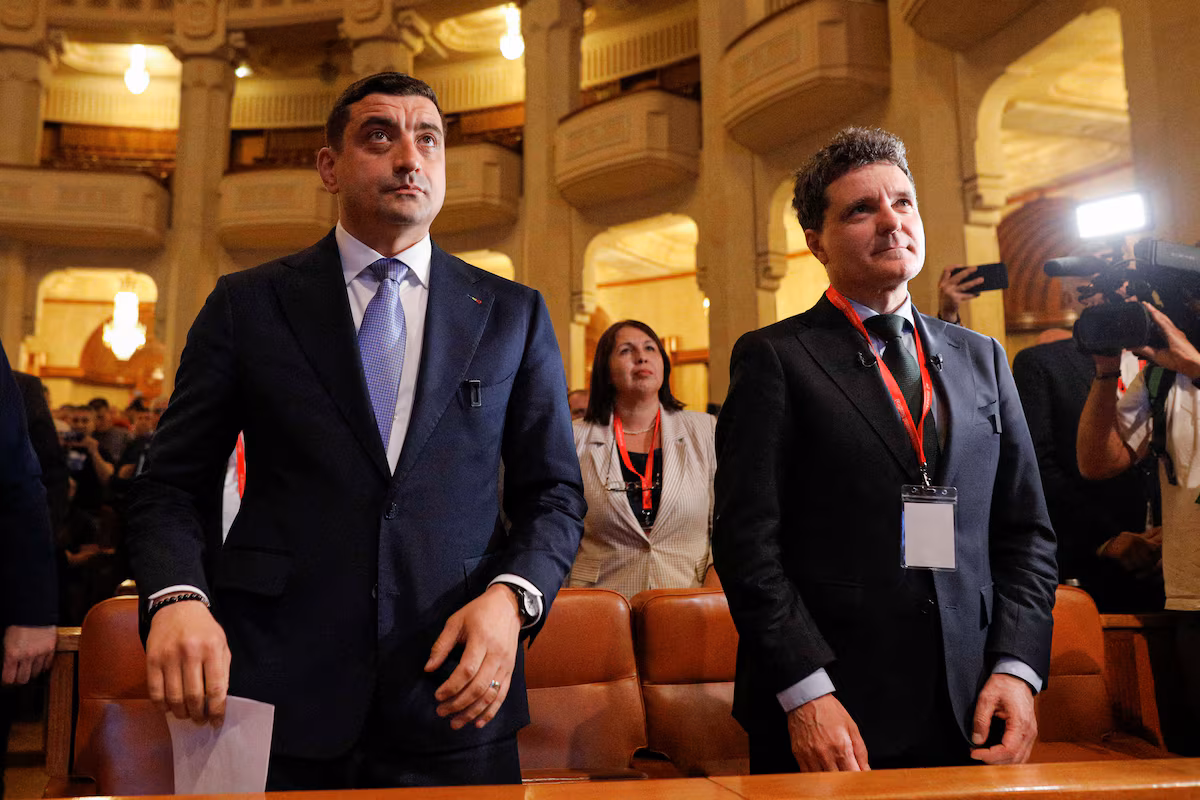 Présidentielle en Roumanie : l’extrême droite en tête à l’approche du second tour