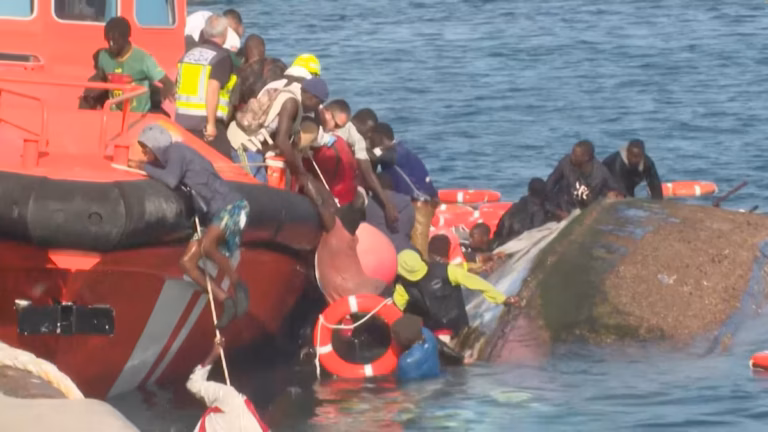 Naufrage tragique aux Canaries : sept morts, dont deux fillettes, lors du chavirement d’un bateau de migrants