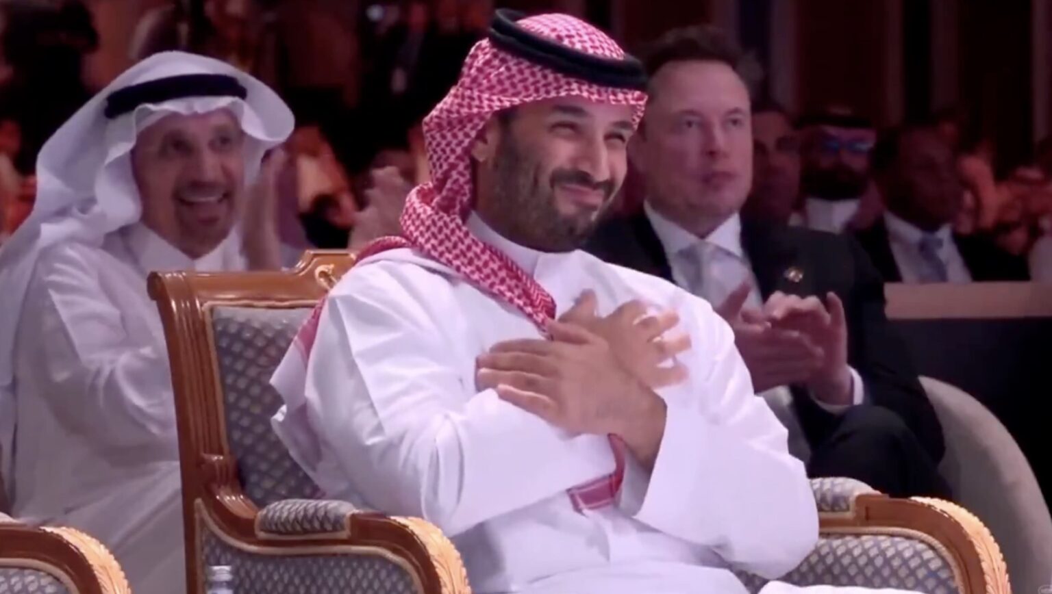MBS applaudit la décision de Donald Trump sur la Syrie