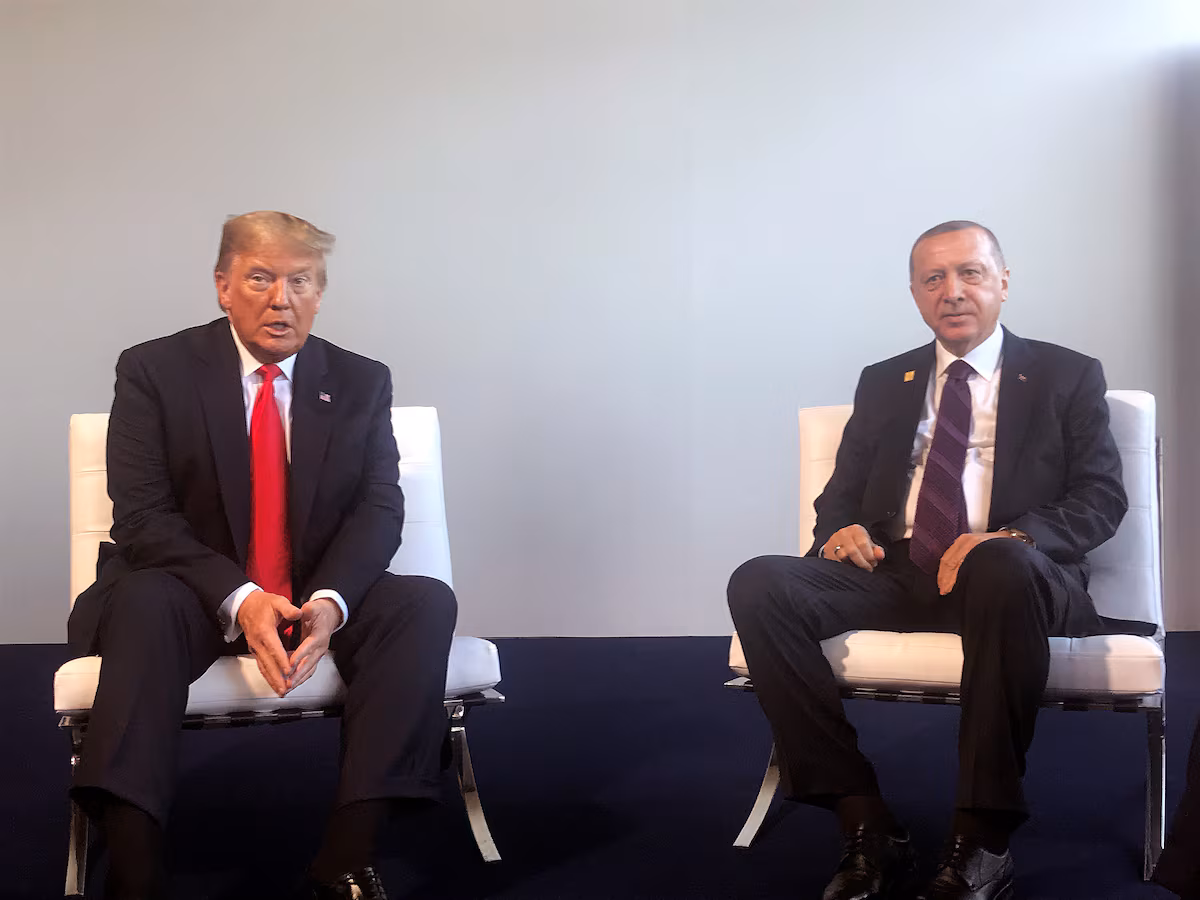 Erdogan affirme que Trump va assouplir les sanctions américaines contre la défense turque
