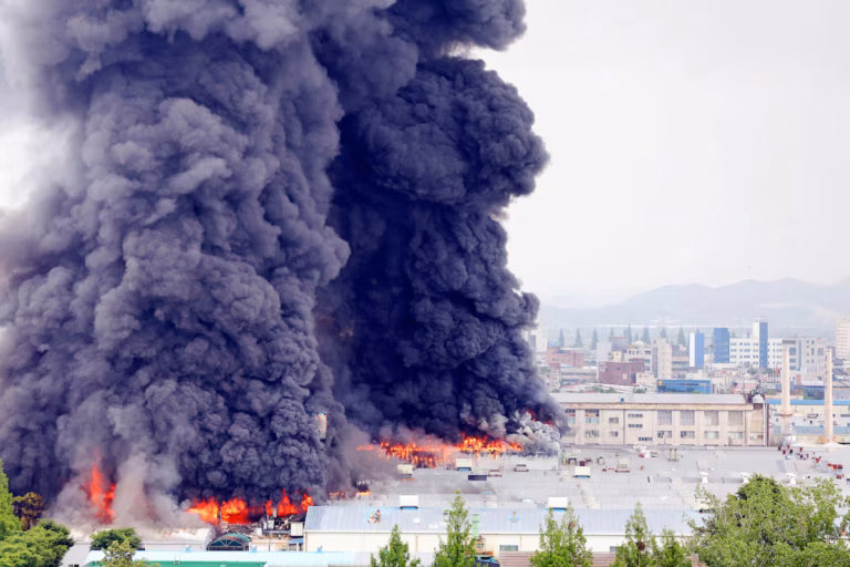 Incendie majeur chez Kumho : la plus grande usine de pneus de Corée du Sud à l'arrêt
