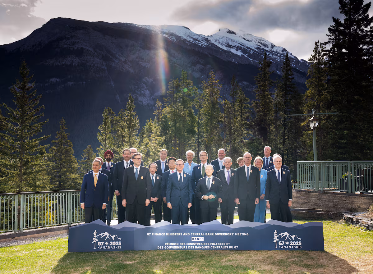 Tensions commerciales et recherche de compromis : le G7 tente de préserver l’unité face aux tarifs de Trump