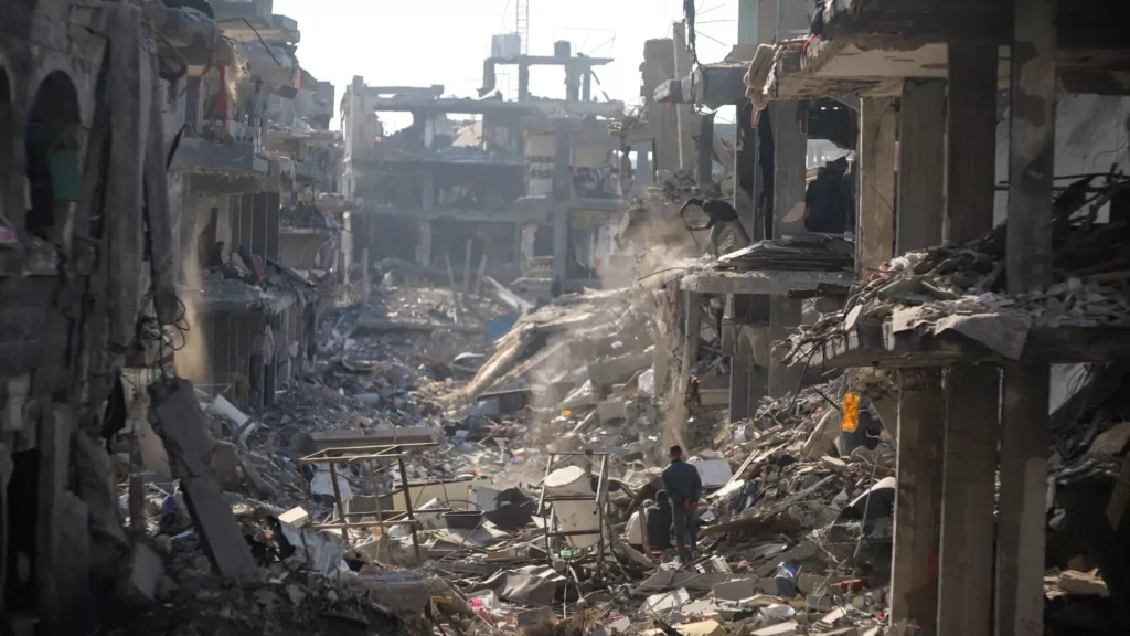 Onze morts, dont des femmes et des enfants, dans de nouvelles frappes israéliennes sur Gaza