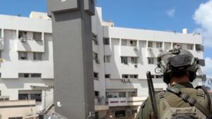 Gaza : deux des derniers hôpitaux en activité encerclés par l’armée israélienne