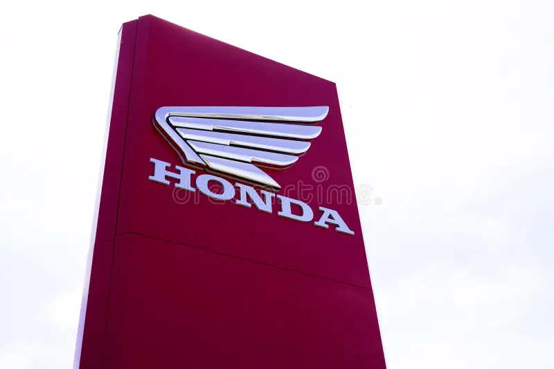 Honda revoit à la baisse sa stratégie électrique et mise sur les hybrides