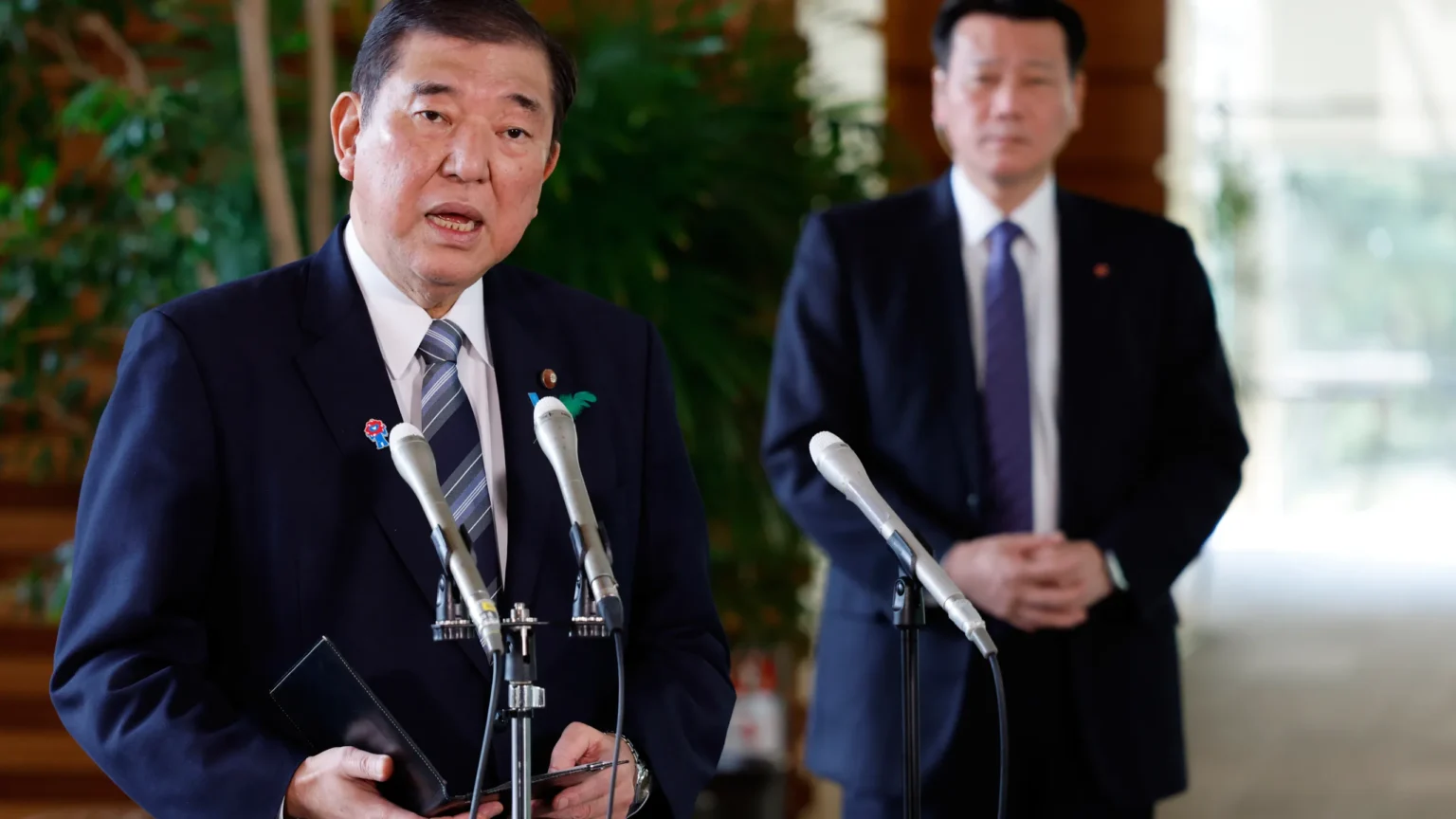 Coincée entre Washington et Pékin, le Japon tente de préserver l’équilibre face aux menaces tarifaires de Trump