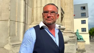 Le champion Jérôme Le Banner condamné pour s'être fait livrer un tigre à domicile