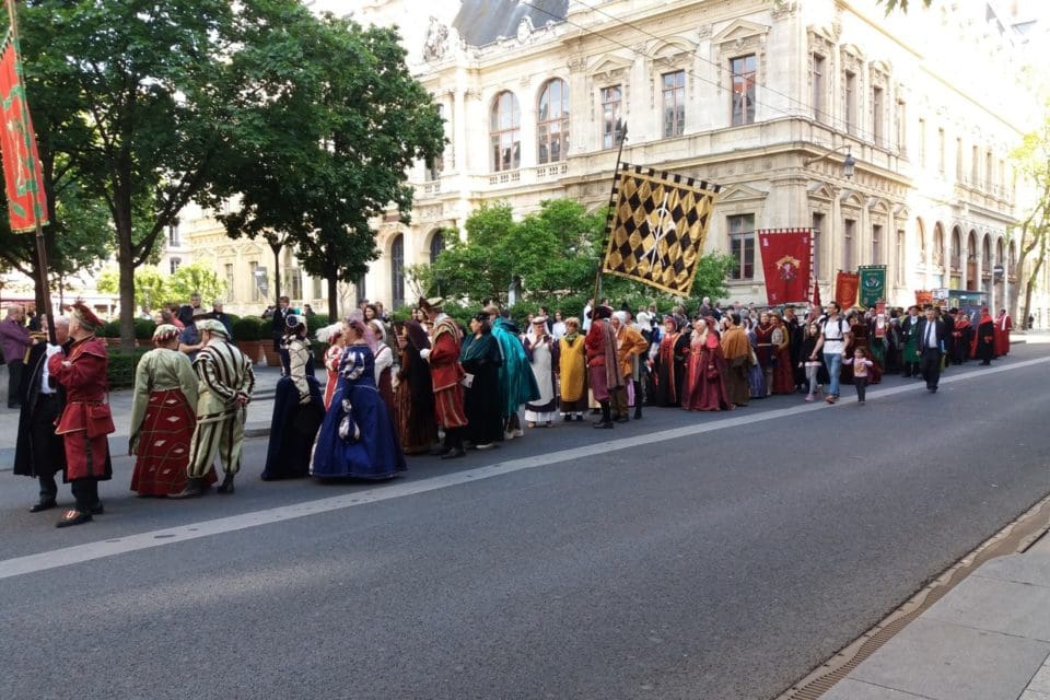 Lyon : un week-end en collants et cottes de mailles avec le retour des pennons