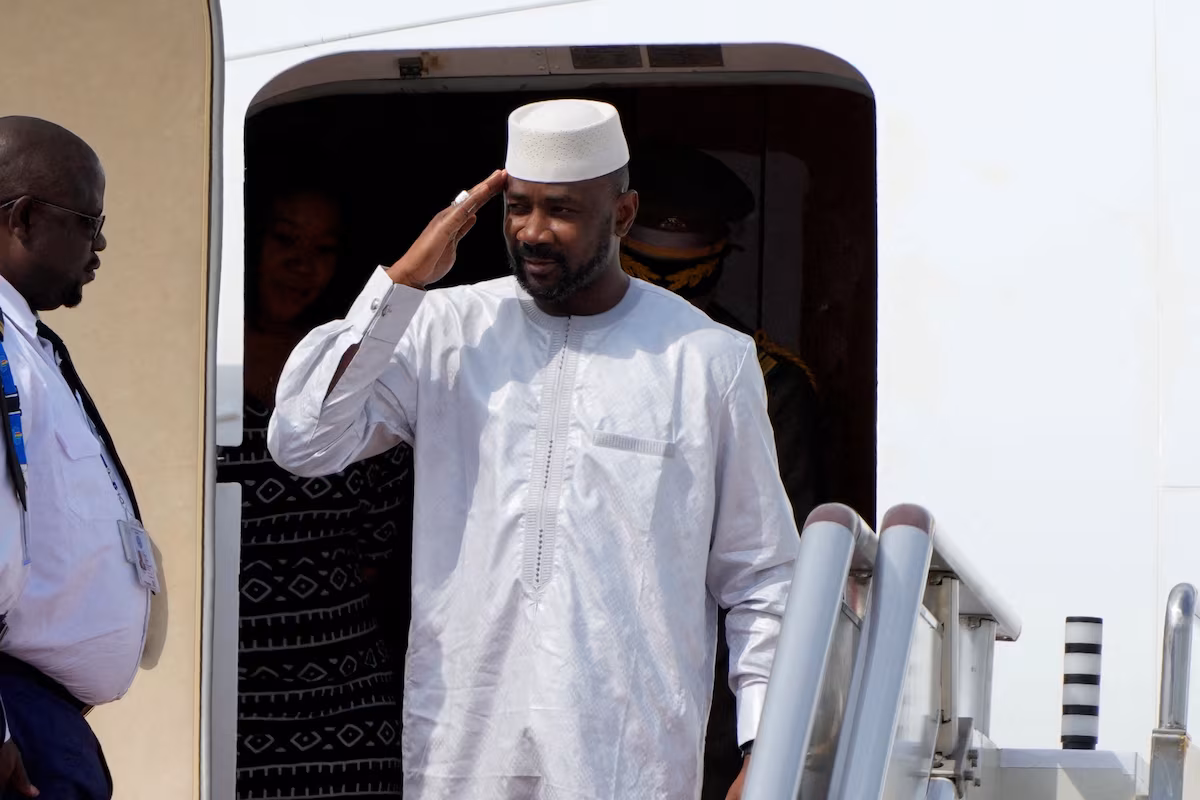 Mali : la junte militaire dissout tous les partis politiques, la démocratie suspendue