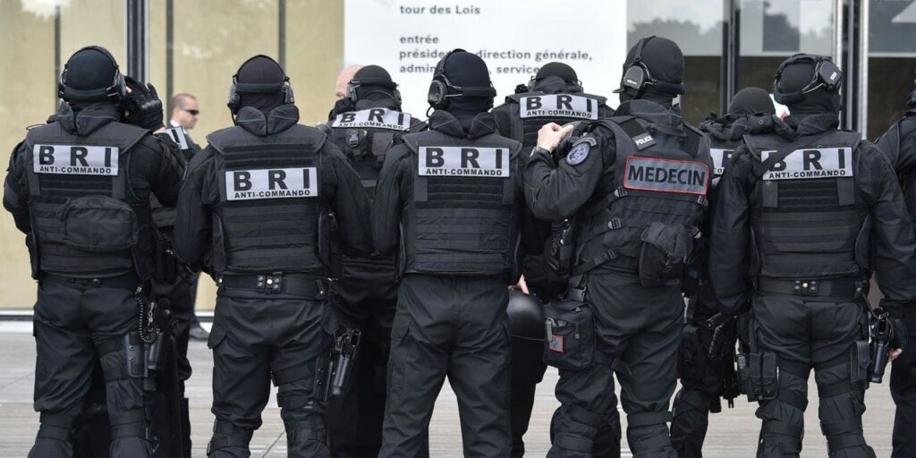 Impacts de balles sur une banque à Montreuil : la BRI mobilisée, une enquête en cours