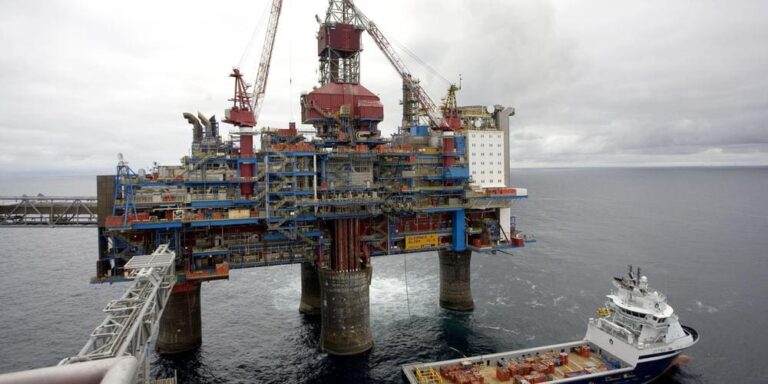 Comment la Norvège devrait-elle dépenser sa fortune pétrolière ? Des citoyens proposent d’en faire un levier pour le bien mondial