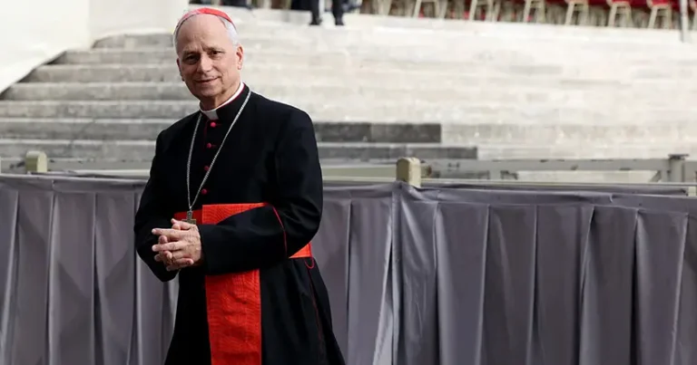 Qui est Léon XIV ? : un pape forgé entre Chicago, Rome et le Pérou