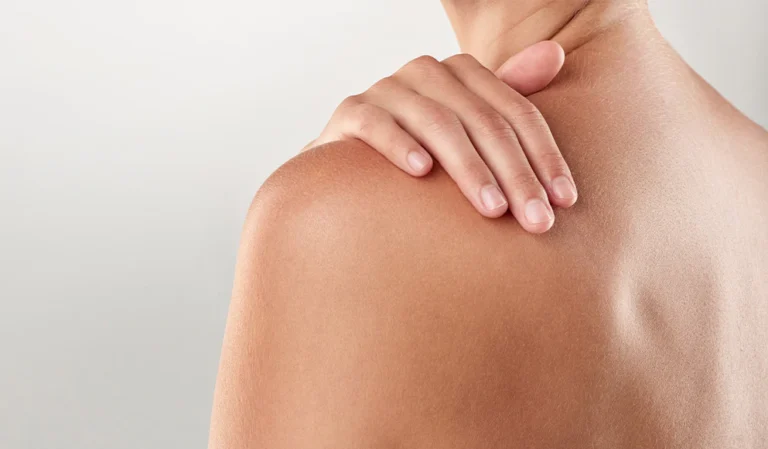 Pour avoir une peau jeune : non, l’eau n’est pas si magique