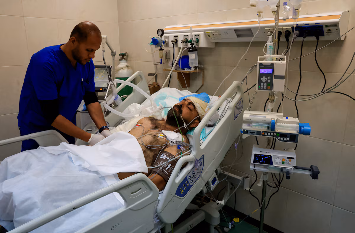 Une frappe israélienne tue neuf enfants dans le sud de Gaza : leur père, médecin, est en soins intensifs