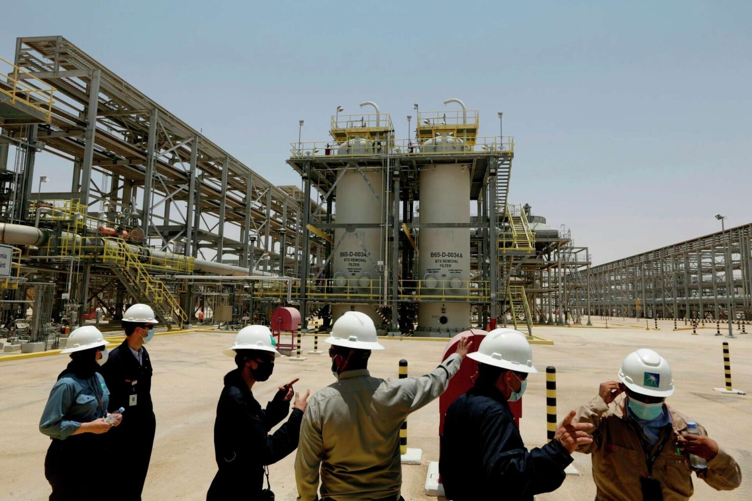 Chute des profits pour Aramco : l'Arabie saoudite face à une équation à mille milliards de dollars