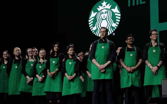 Plus de 1 000 baristas Starbucks en grève pour protester contre le nouveau code vestimentaire