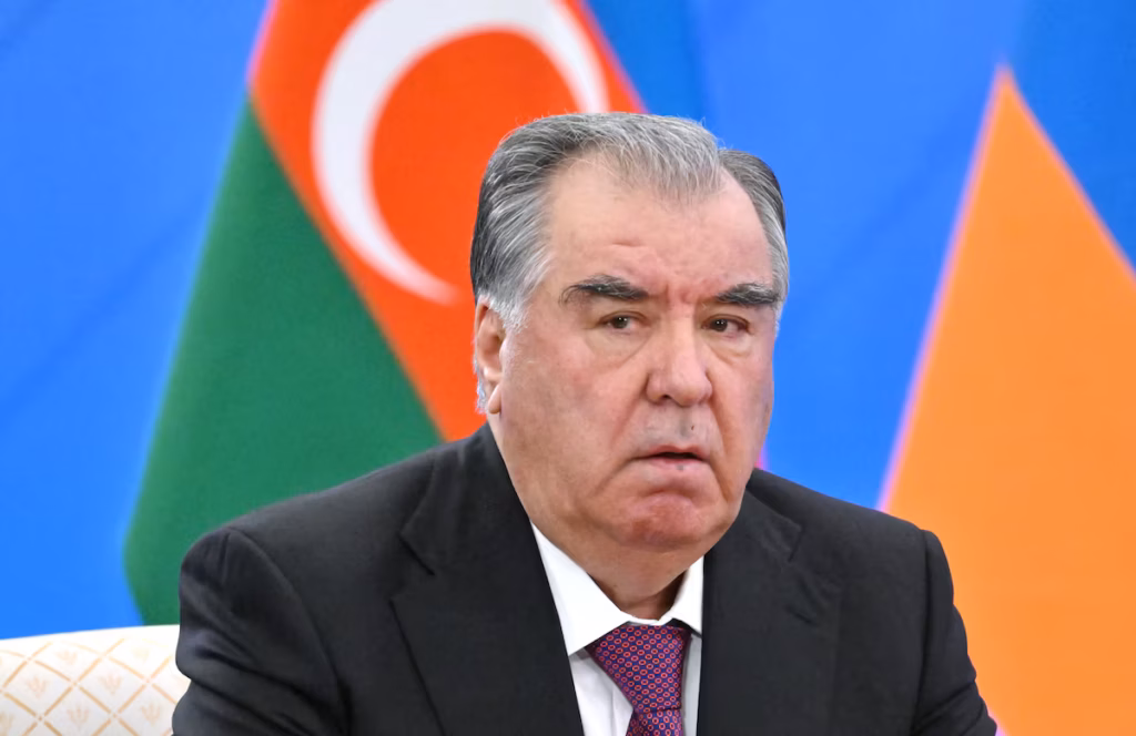 Le Tadjikistan dépénalise les « likes » sur les publications extrémistes