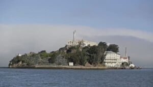 Trump annonce la réouverture d'Alcatraz pour y enfermer les criminels les plus dangereux